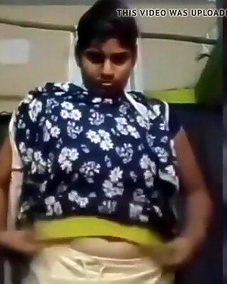 Tamil young girl showing her hot body in imo video call