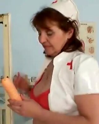 Busty amateur grandma cumshot dildo masturbation